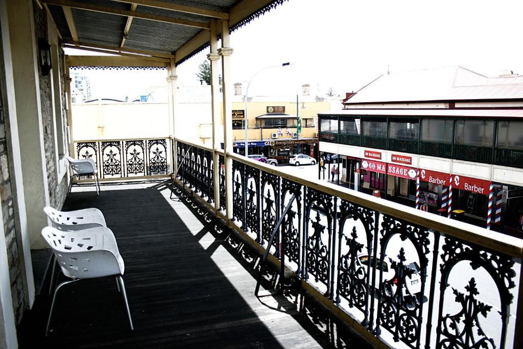 Glenelg Beach Hostel Exterior photo